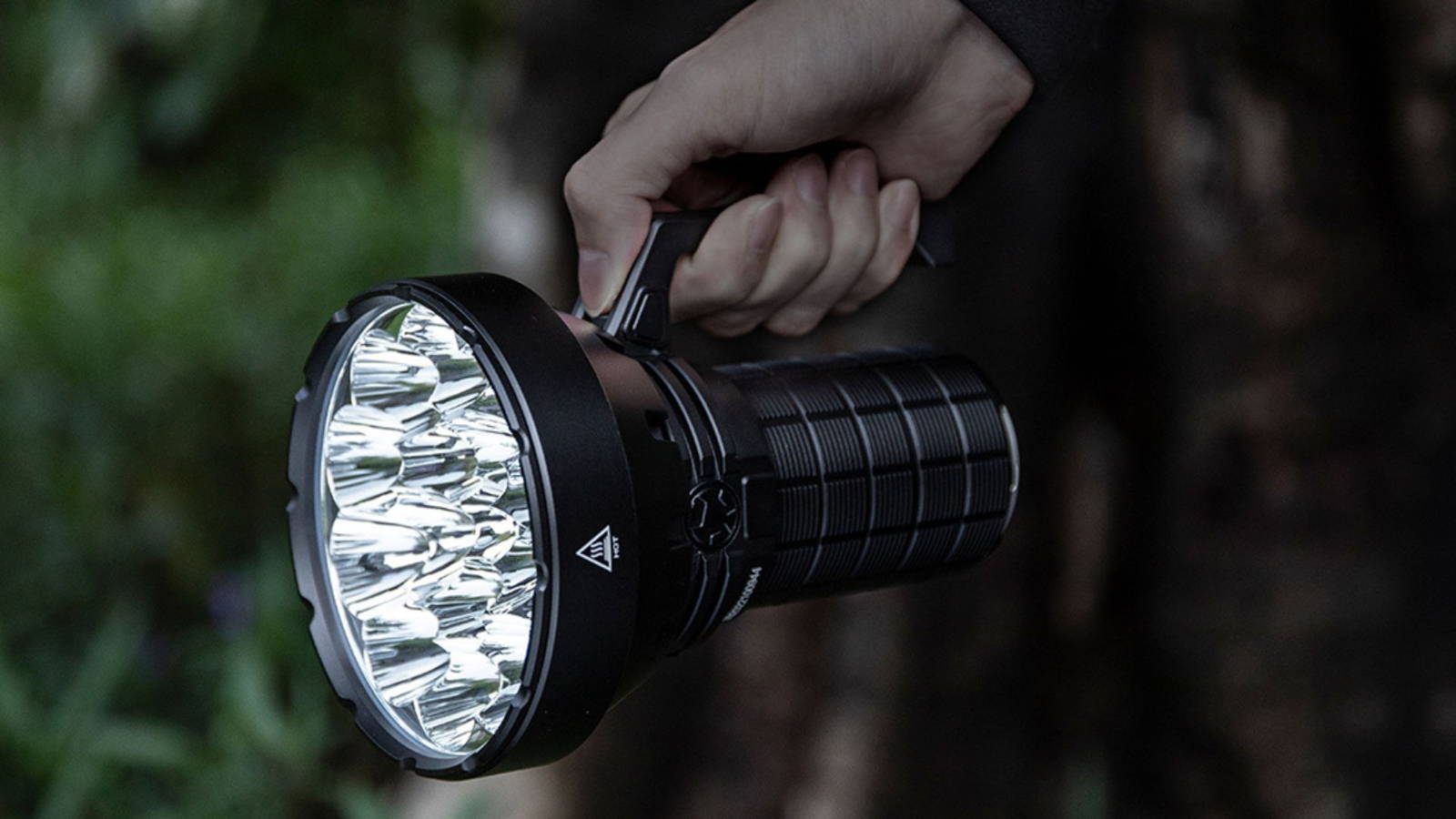 Importance of Flashlights in Emergencies